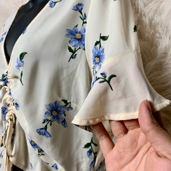 LYDELLE Floral Drawstring Top - Picture 3 of 8